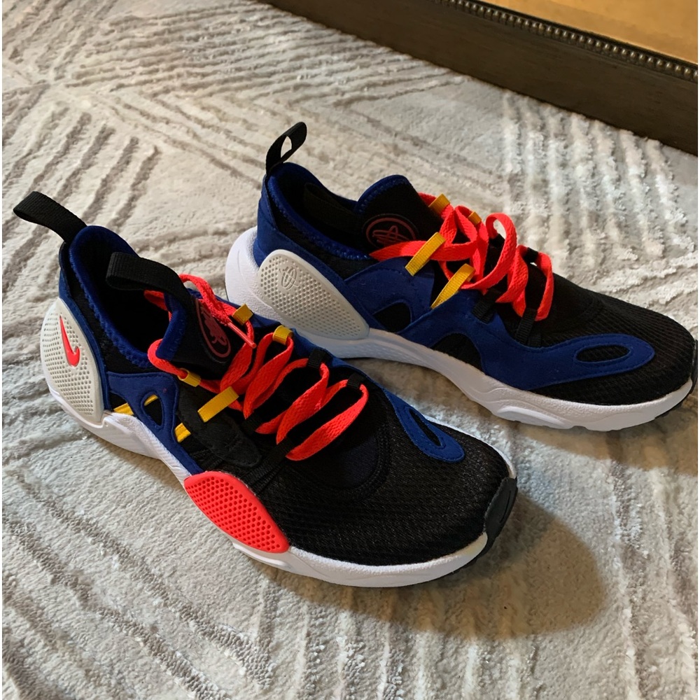 NIKE Huarache Edge TXT